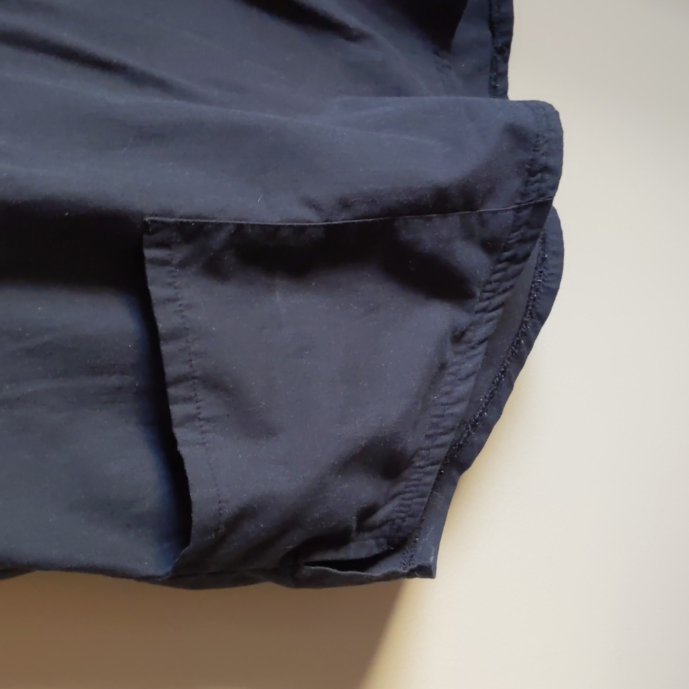 Scrub top - Picture 3 of 6